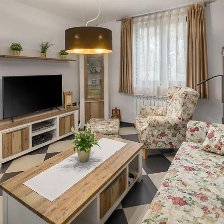 Amazing In With Kitchen Buzet